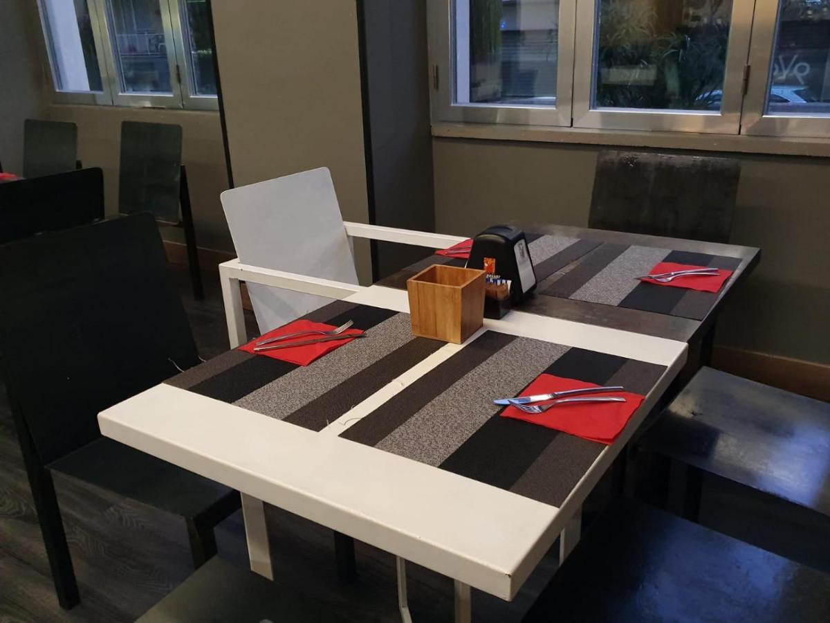 V99 Hotel Рим Екстер'єр фото